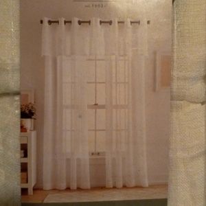 Bayview Tailored Valance